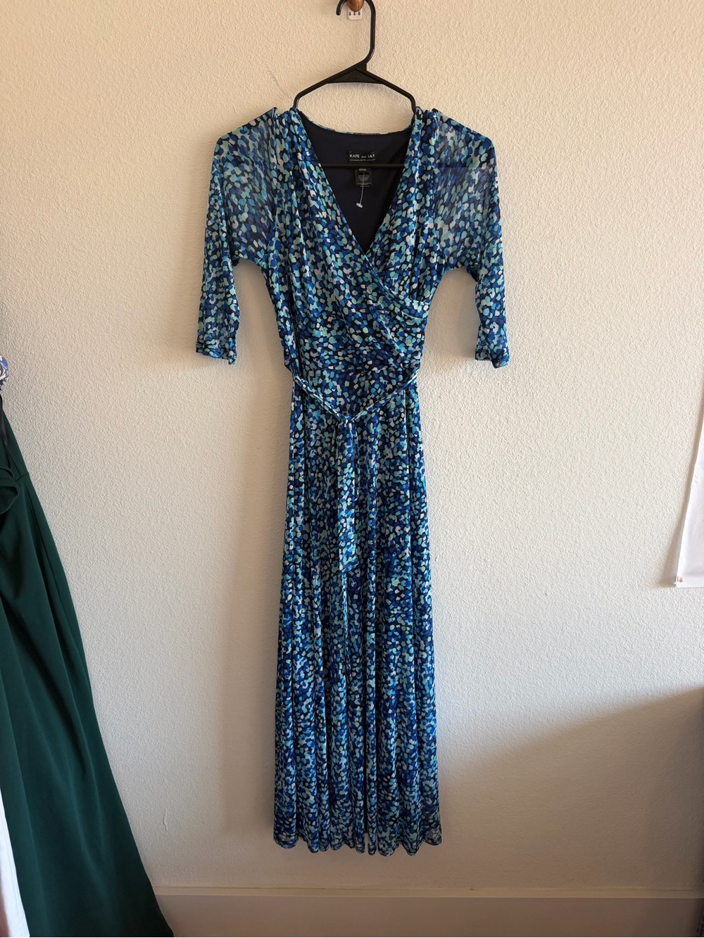 Floral Wrap 🔥 Maxi Dress with Tie Waist - Picture 2 of 6